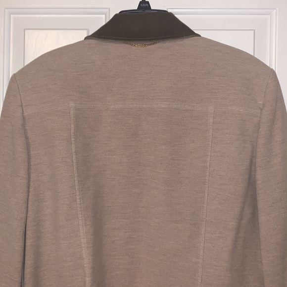 St. John Sport By Marie Gray coats and Jackets - Picture 8 of 13